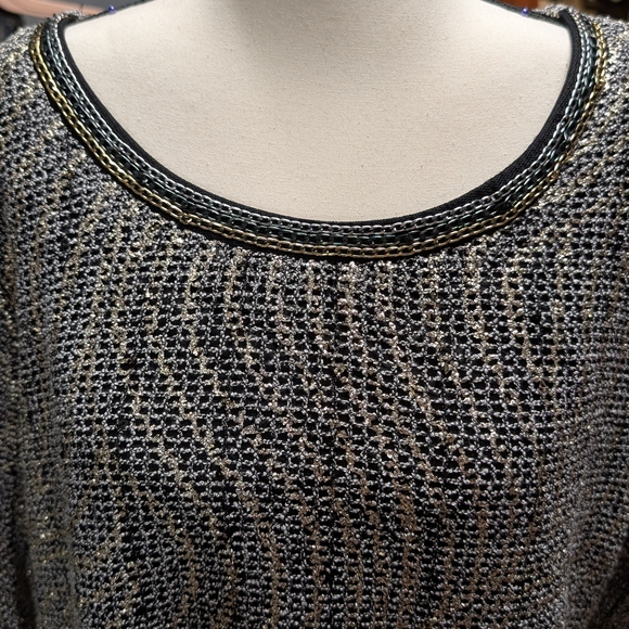 JM Collection Metallic Silver Tunic - Picture 4 of 8